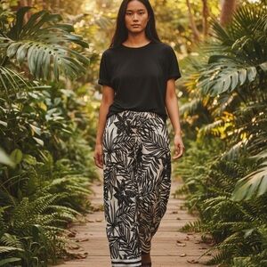 Tropical Black and White Wide Leg Pants